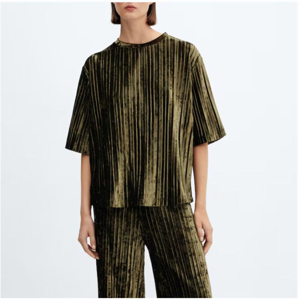 MANGO Blouse Women Size M Short Sleeves Crew Neck Pleated Green